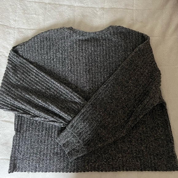 ZARA SWEATER - Picture 2 of 2